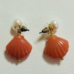 Madewell Freshwater Pearl and Shell Drop Earrings New Without Tags